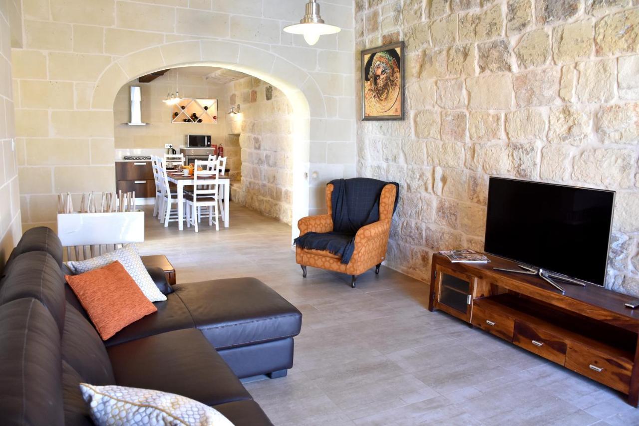 Willa Four Winds Farmhouse Birżebbuġa Zewnętrze zdjęcie