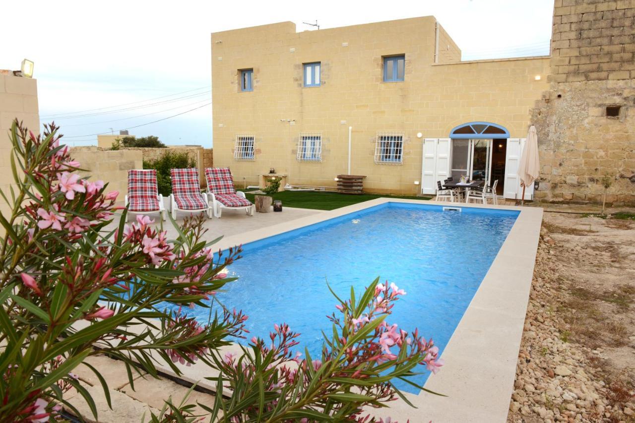 Willa Four Winds Farmhouse Birżebbuġa Zewnętrze zdjęcie